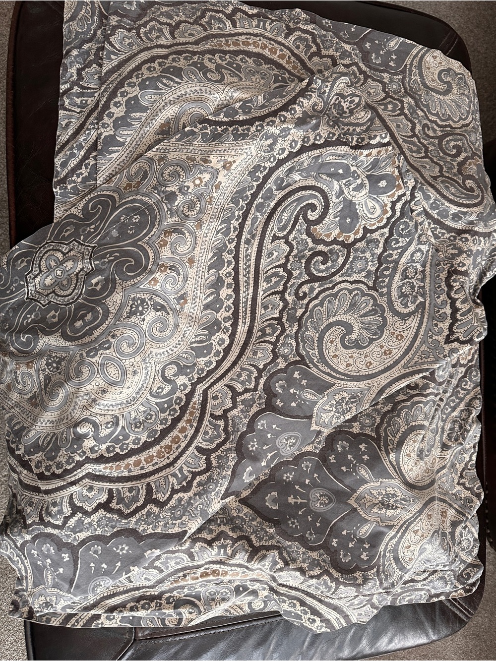 Pottery Barn Beale King Duvet & Pillow Shams Blue Gray Paisley Standard 20 X 26 - Picture 10 of 10